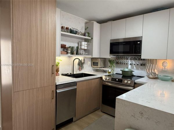 1666 West Ave, Unit 305, Miami Beach, FL 33139
