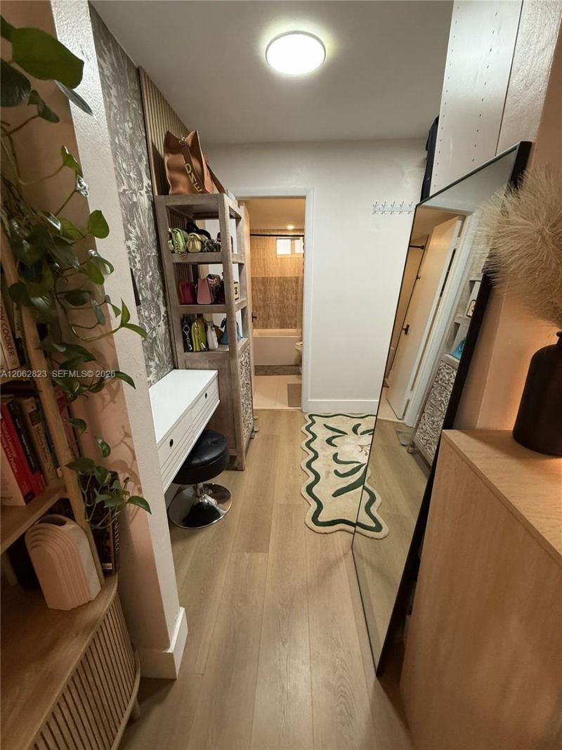 1666 West Ave, Unit 305, Miami Beach, FL 33139 Photo