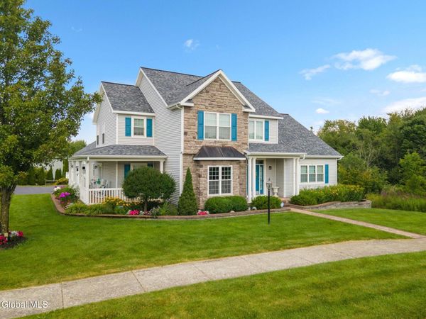 18 Willis Way, Malta, NY 12020