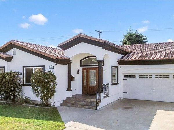 9136 Mel Dar, Downey, CA 90240