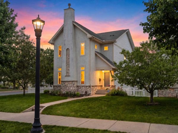 5201 Humboldt Avenue N, Minneapolis, MN 55430