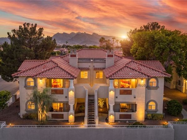 6800 Elm Creek Drive, Unit 202, Las Vegas, NV 89108