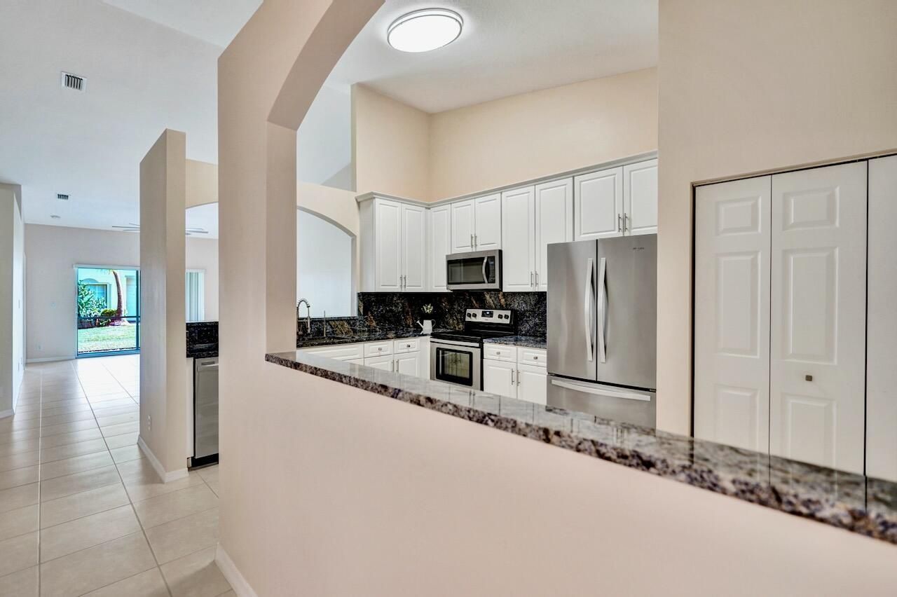 8375 Logia Circle, Boynton Beach, FL 33472 Photo