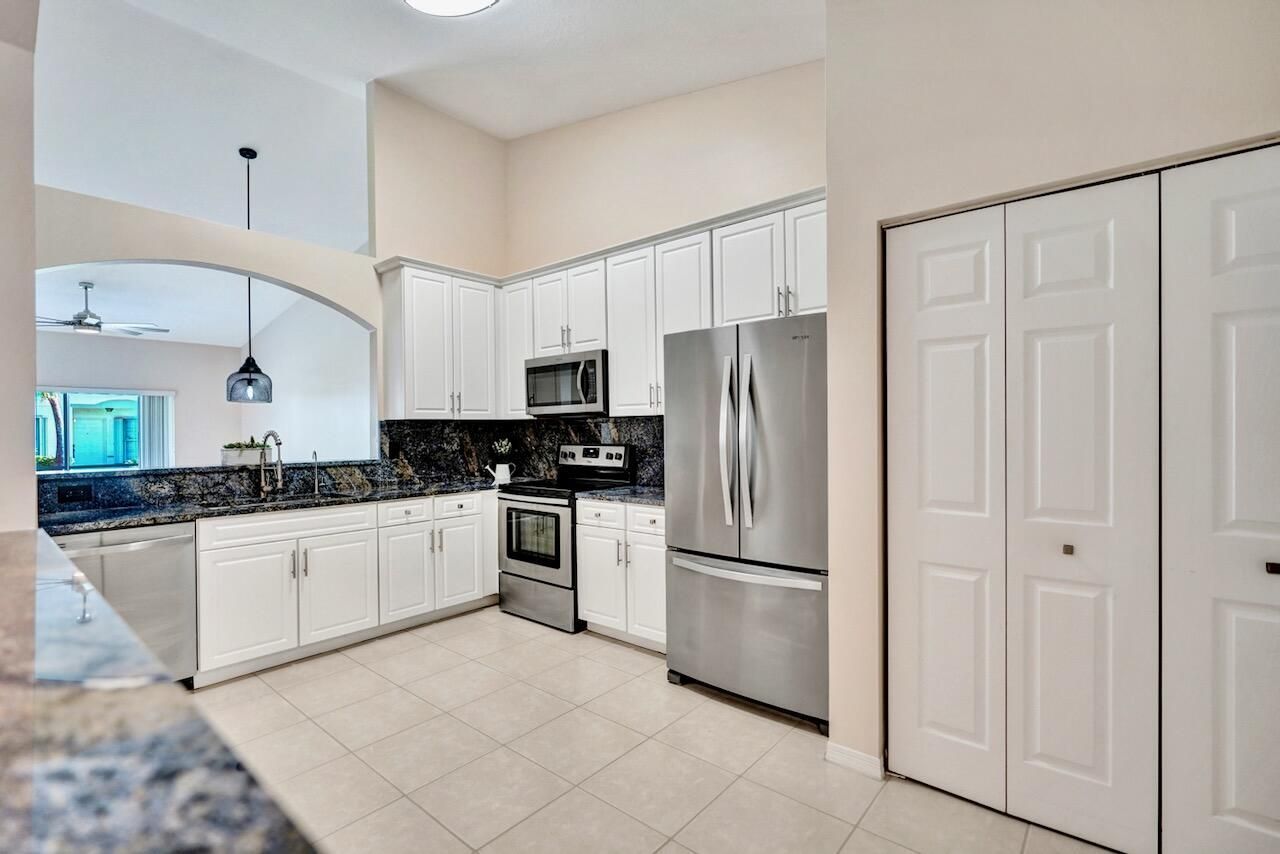 8375 Logia Circle, Boynton Beach, FL 33472 Photo