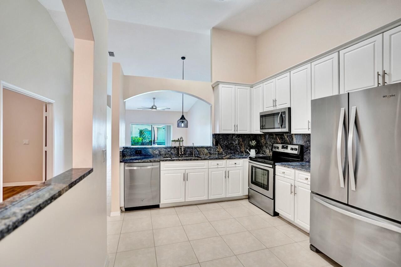 8375 Logia Circle, Boynton Beach, FL 33472 Photo
