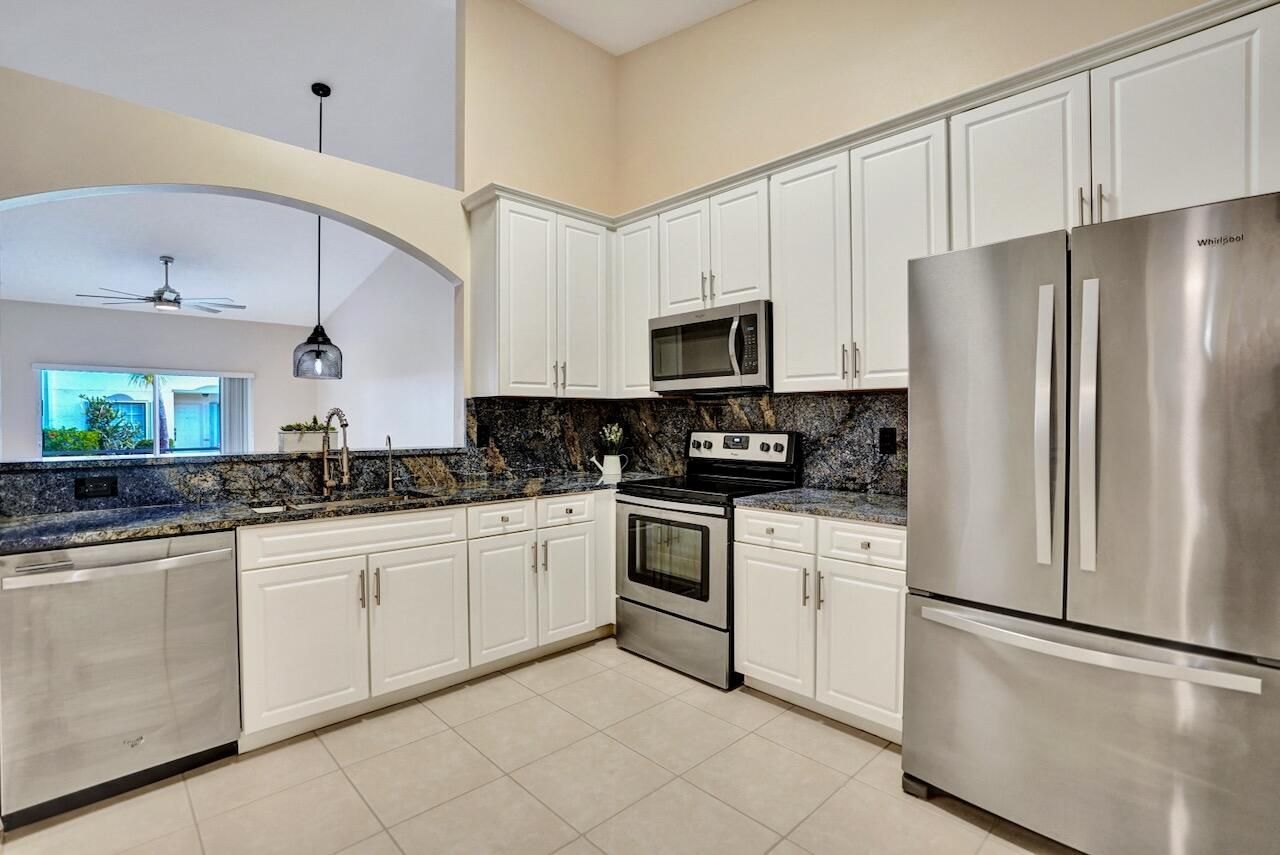 8375 Logia Circle, Boynton Beach, FL 33472 Photo