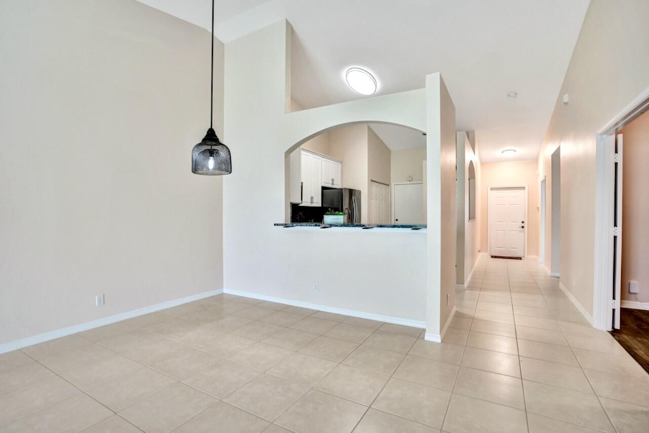 8375 Logia Circle, Boynton Beach, FL 33472 Photo
