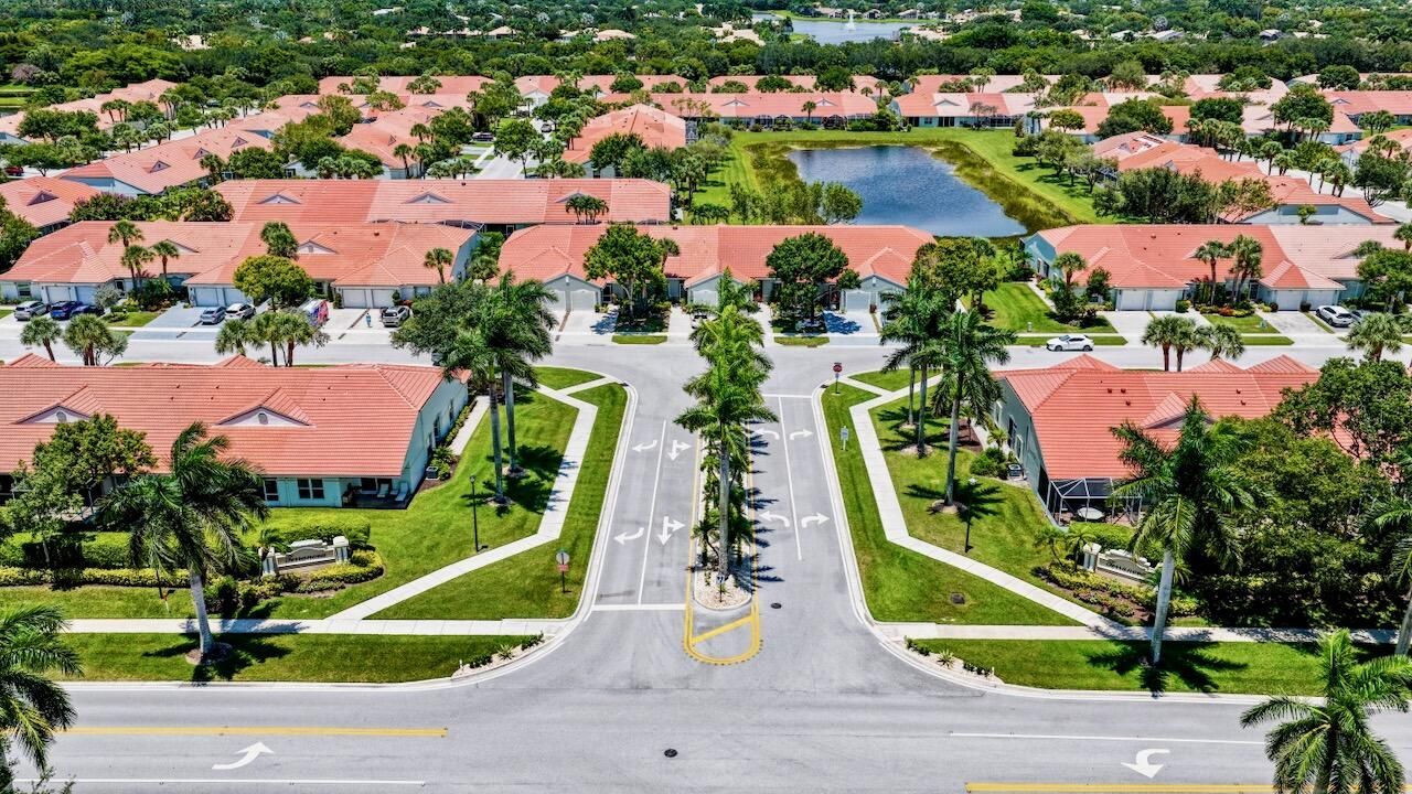 8375 Logia Circle, Boynton Beach, FL 33472 Photo