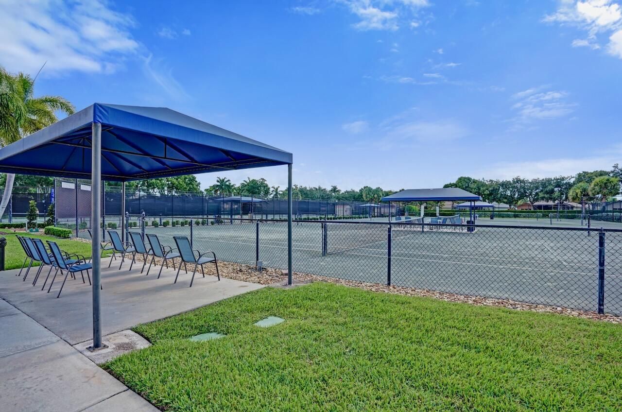 8375 Logia Circle, Boynton Beach, FL 33472 Photo