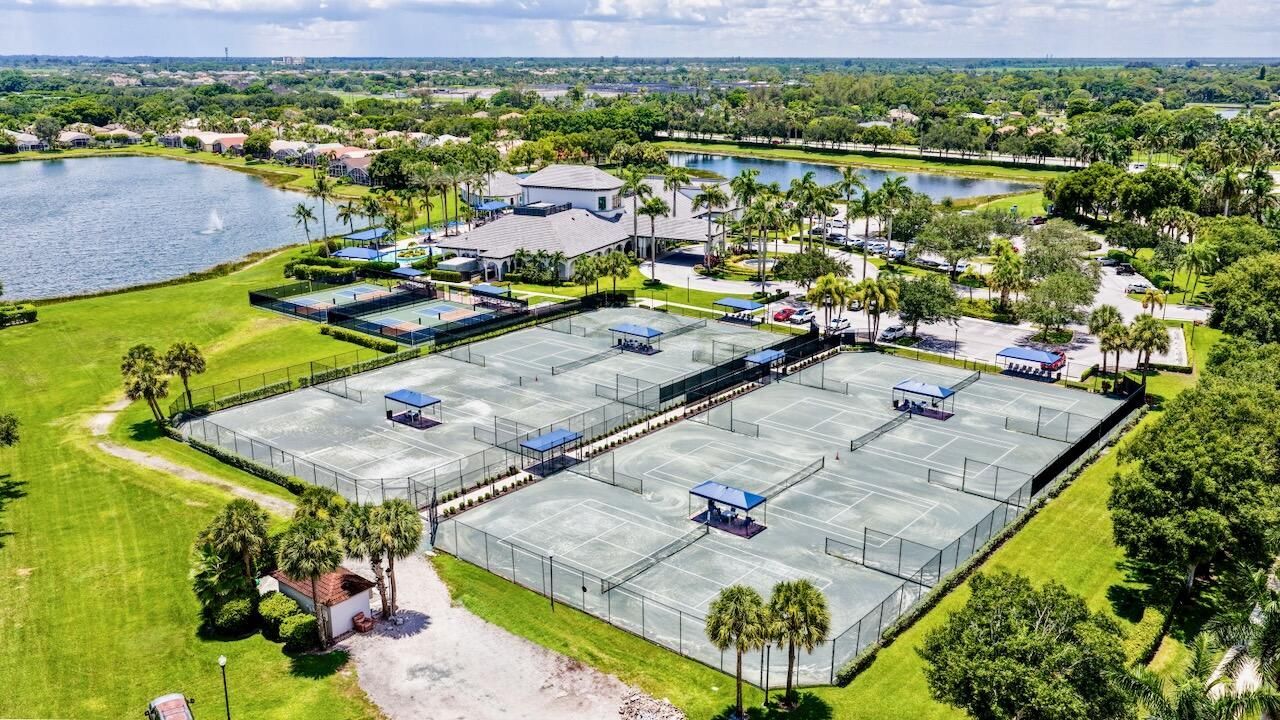 8375 Logia Circle, Boynton Beach, FL 33472 Photo