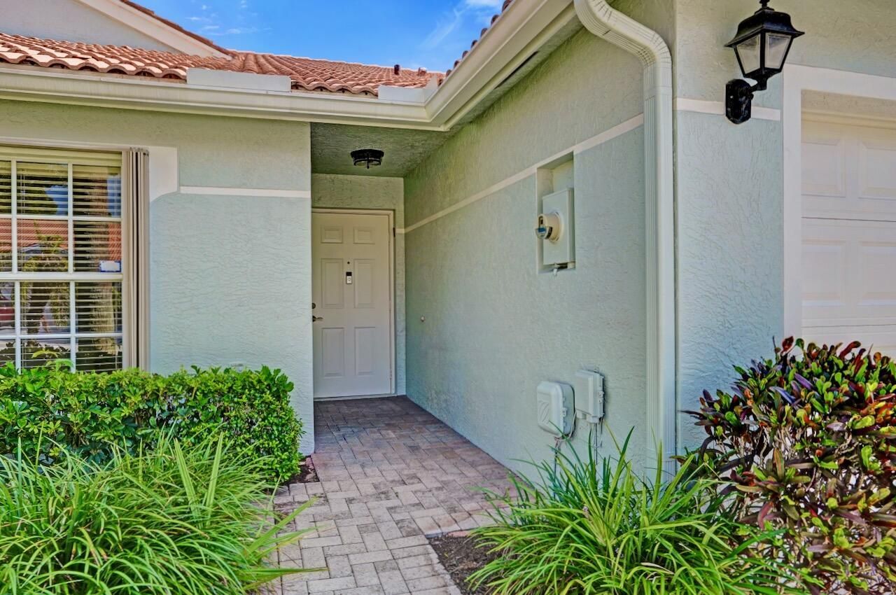 8375 Logia Circle, Boynton Beach, FL 33472 Photo