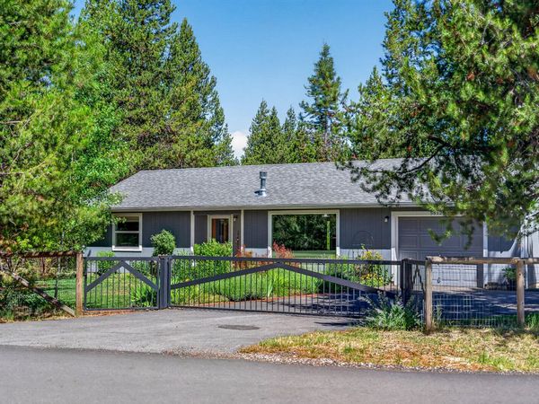 56125 Snow Goose Road, Bend, OR 97707