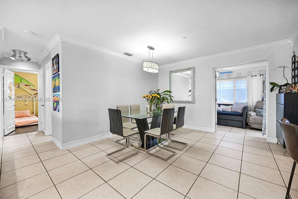740 N 73rd Ave , Hollywood, FL 33024 Photo