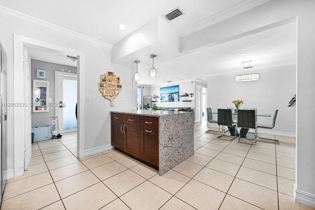 740 N 73rd Ave , Hollywood, FL 33024 Photo