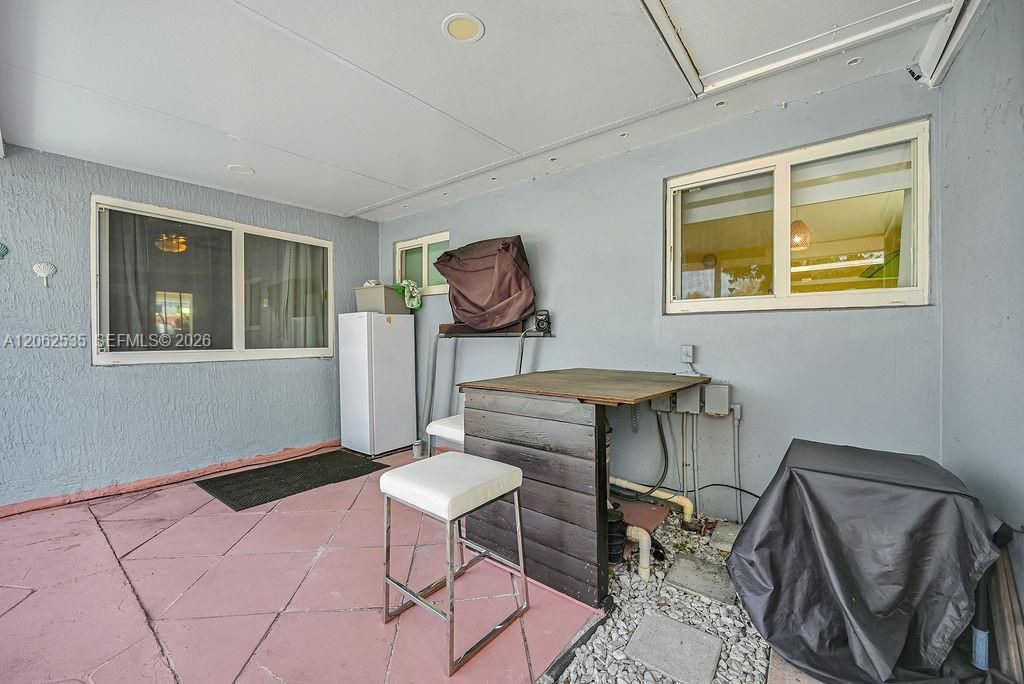 740 N 73rd Ave , Hollywood, FL 33024 Photo