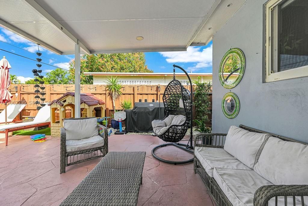 740 N 73rd Ave , Hollywood, FL 33024 Photo
