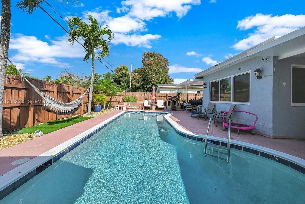 740 N 73rd Ave , Hollywood, FL 33024 Photo