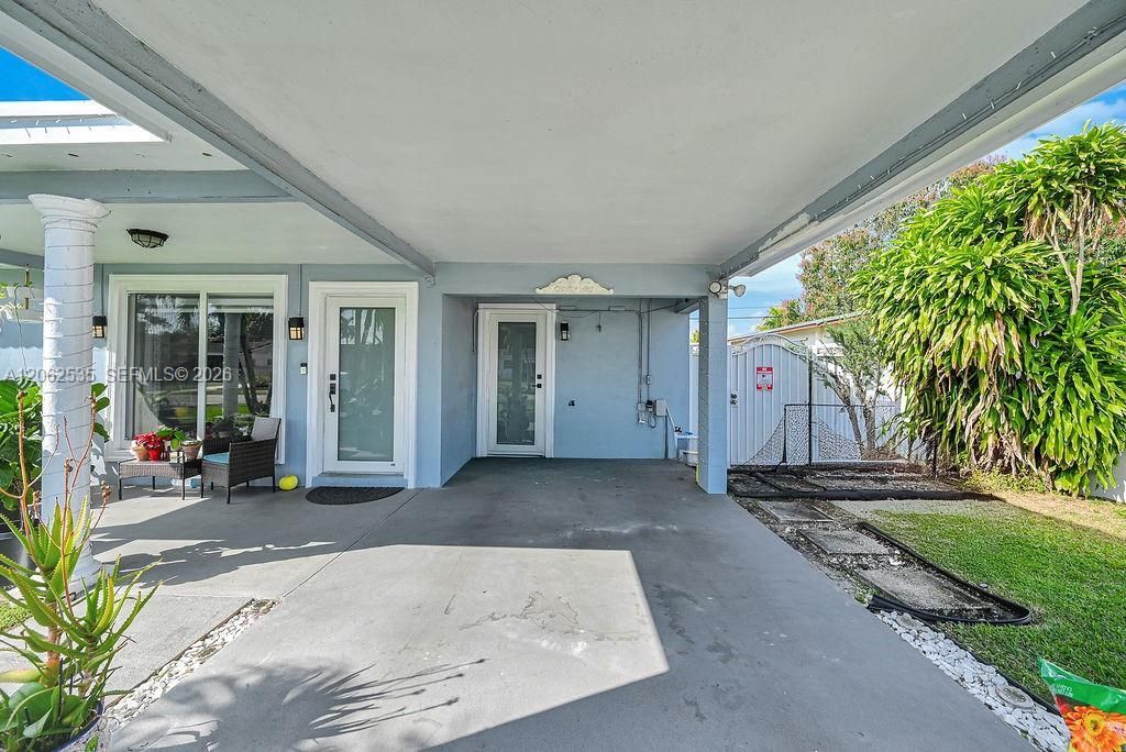 740 N 73rd Ave , Hollywood, FL 33024 Photo