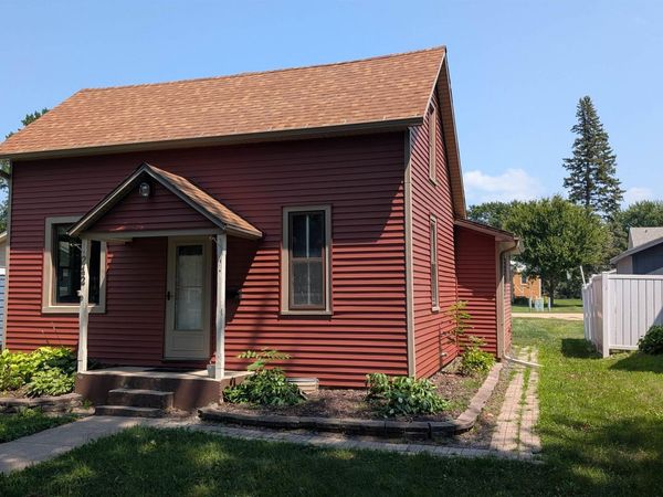 242 2ND AVE NE, Sioux Center, IA 51250