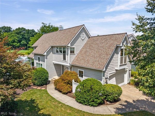 2975 Waterford Drive , Twinsburg, OH 44087
