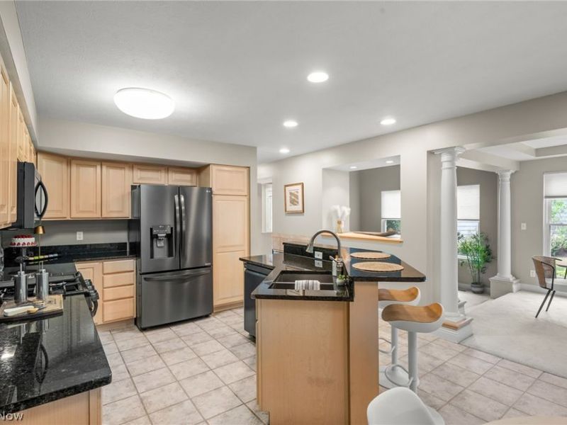 2975 Waterford Drive , Twinsburg, OH 44087 Photo 10
