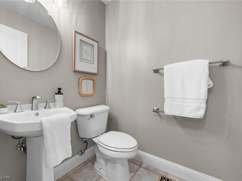 2975 Waterford Drive , Twinsburg, OH 44087 Photo 17