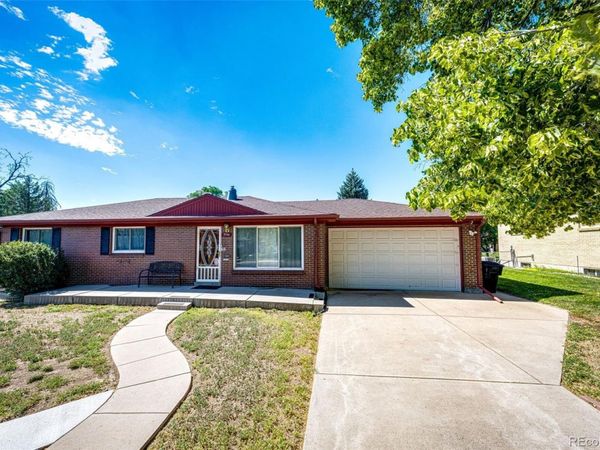 3344 W Wagon Trail Drive , Englewood, CO 80110