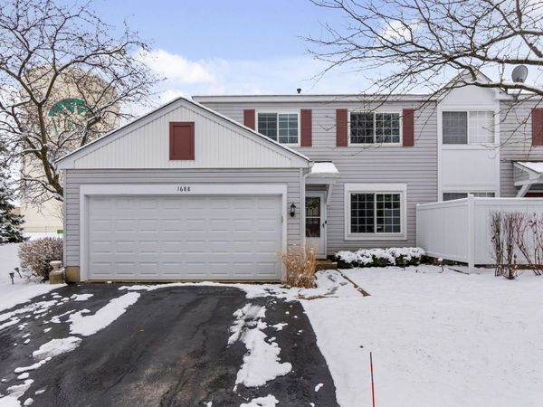 1688 Normantown Road , Naperville, IL 60564