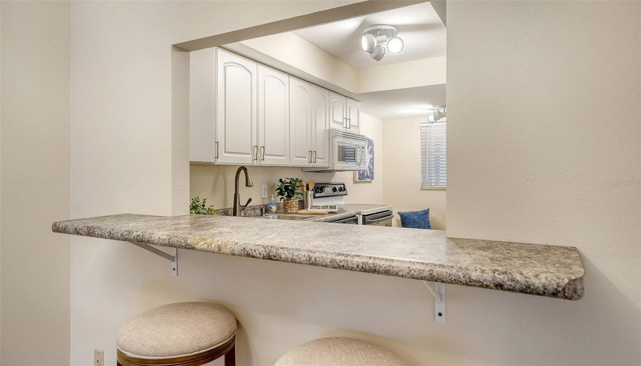 3700 S Osprey Avenue, Unit 222, Sarasota, FL 34239 Photo