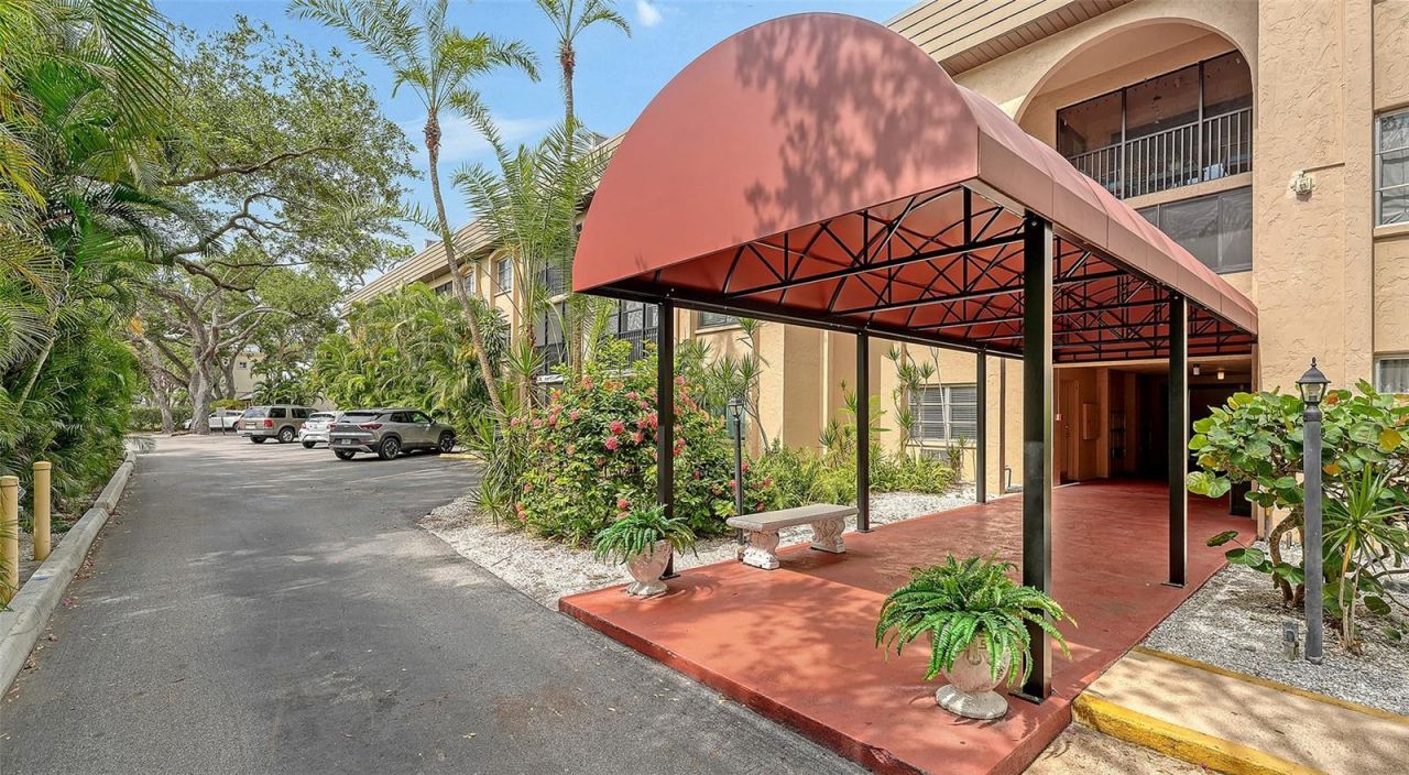 3700 S Osprey Avenue, Unit 222, Sarasota, FL 34239 Photo