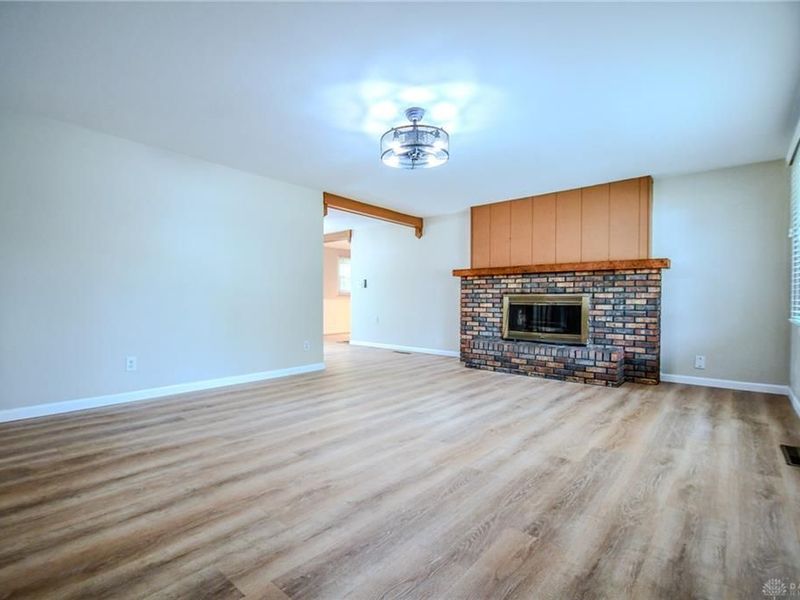 4163 Tonawanda Trail, Beavercreek, OH 45430 Photo 6
