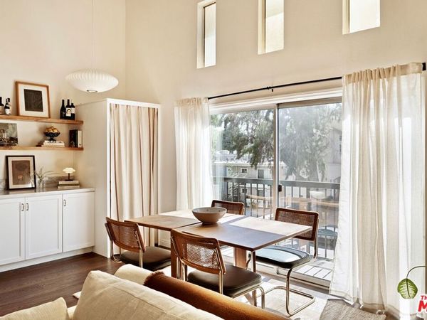4660 Coldwater Canyon Avenue, Unit 16, Studio City, CA 91604