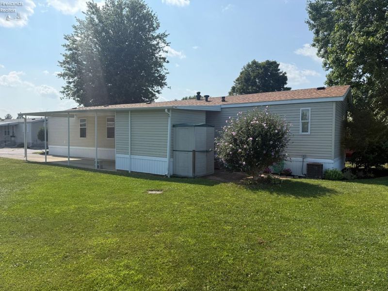 1739 E State Street, Fremont, OH 43420 Photo 18
