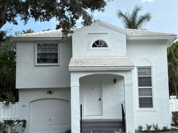 9825 NW 2nd Court, Plantation, FL 33324