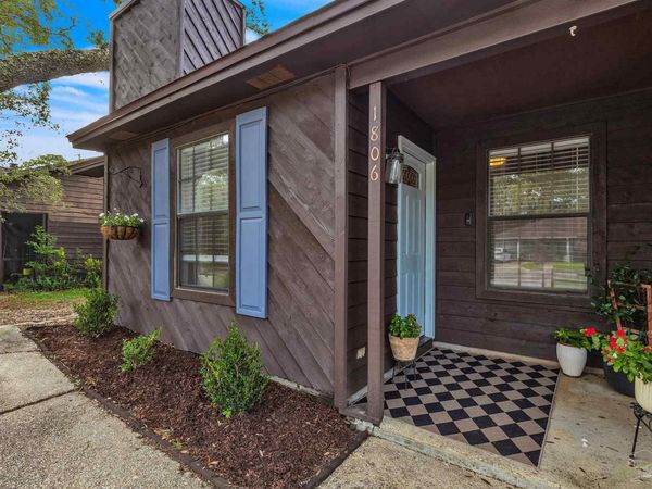 1806 San Dollar Cir, Pensacola, FL 32504