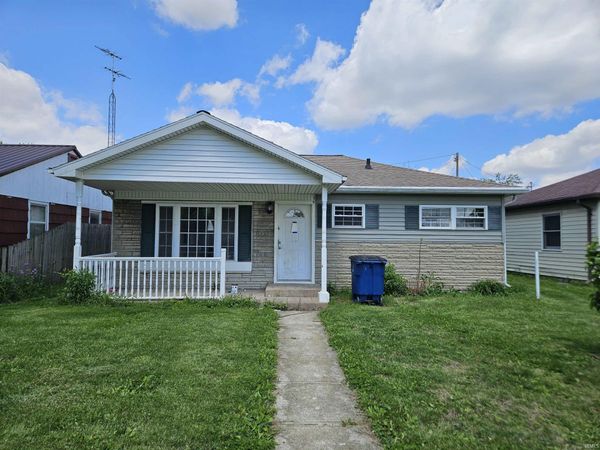 2106 W 8th Street, Marion, IN 46952