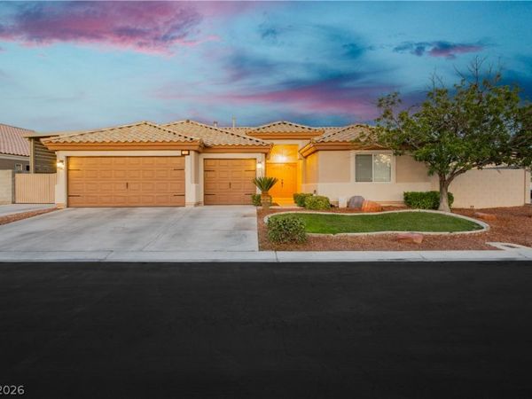 7000 Wild Wave Drive , Las Vegas, NV 89131