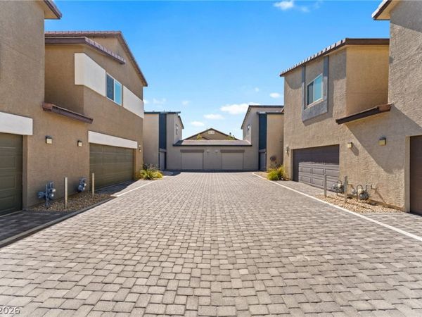 7433 Onyx Star Street, North Las Vegas, NV 89084