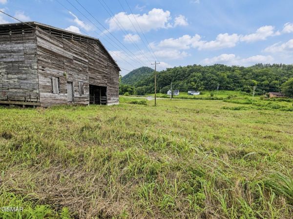 2.35 acres S Highway 107 , Del Rio, TN 37727