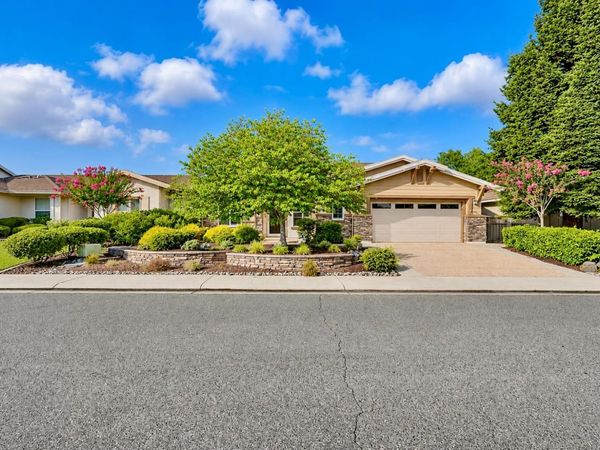 1281 Longhorn Ln, Lincoln, CA 95648