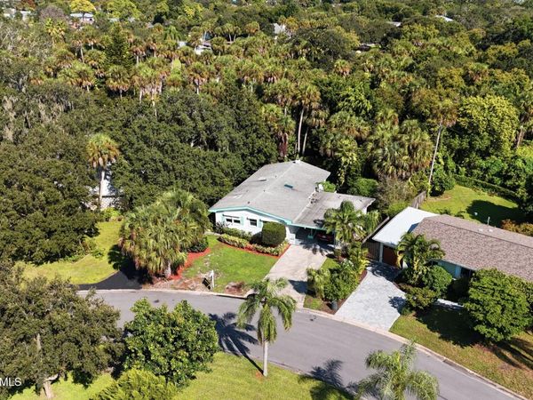 2329 Saint Andrews Circle , Melbourne, FL 32901