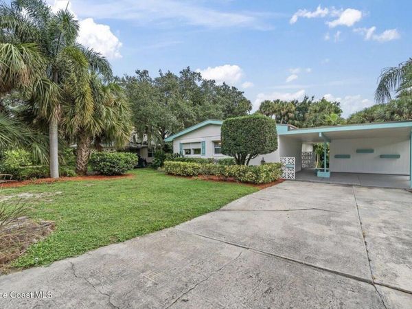 2329 Saint Andrews Circle , Melbourne, FL 32901