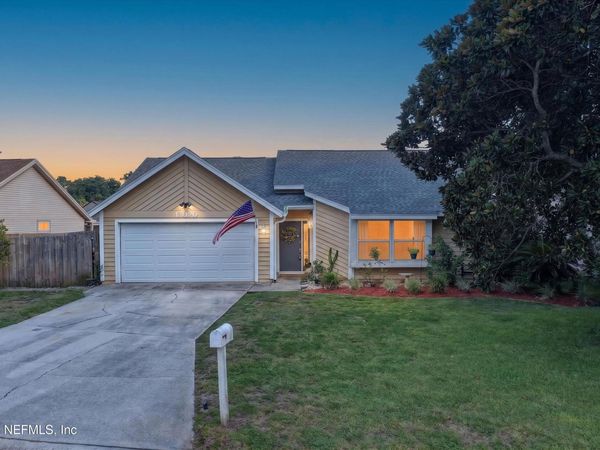 13020 MEDFORD Lane, Jacksonville, FL 32225