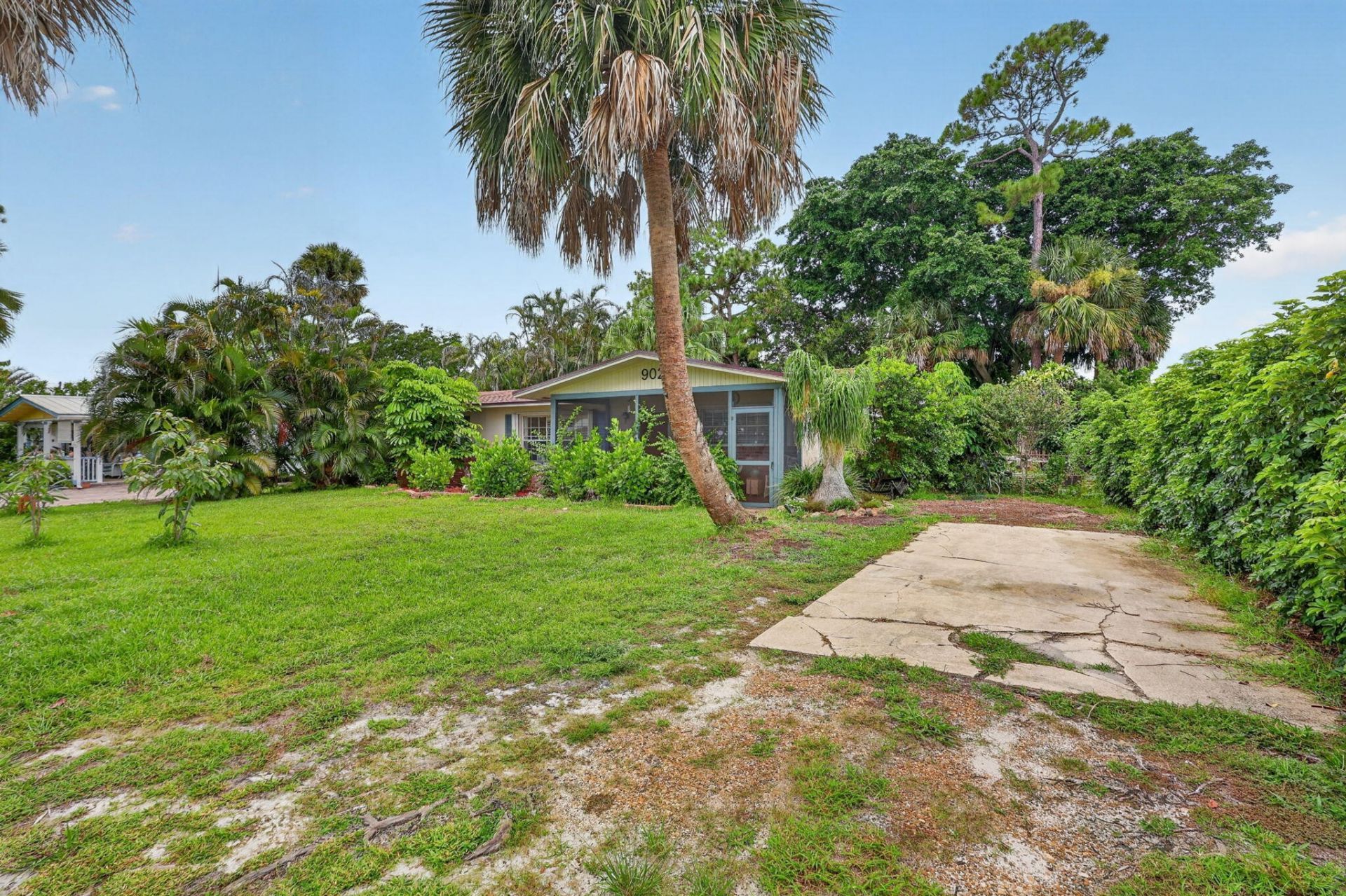 902 SE Ocean Avenue, Stuart, FL 34996 Photo