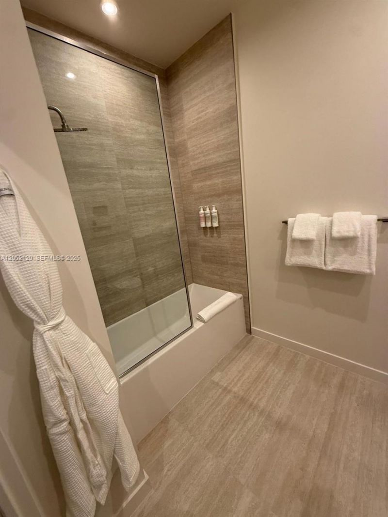 1611 SW 2nd Avenue , Unit 1206, Miami, FL 33129 Photo