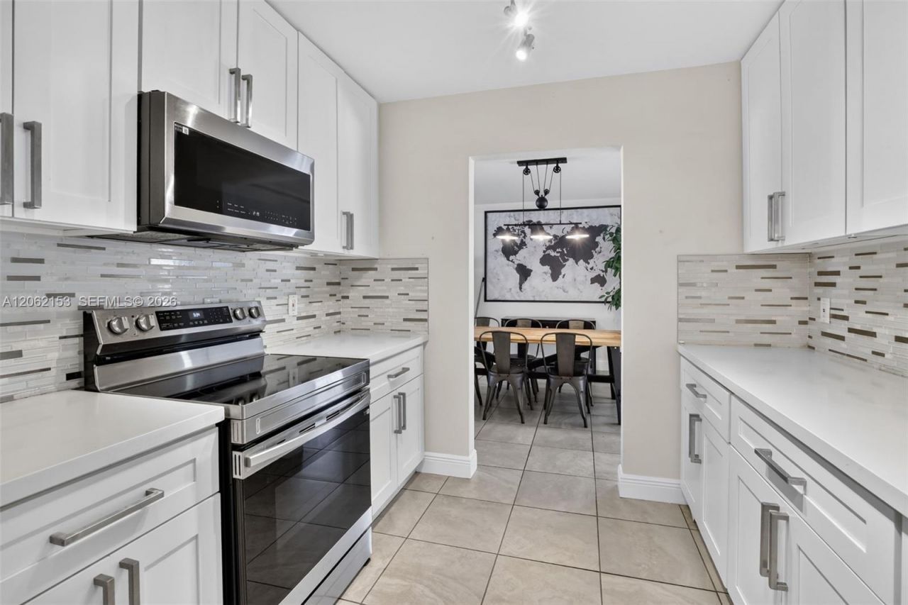 5602 SW 1st St , Plantation, FL 33317 Photo