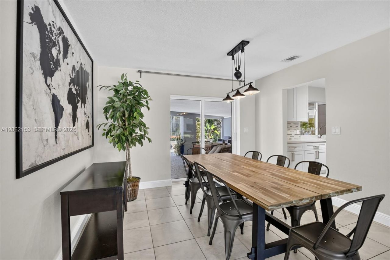 5602 SW 1st St , Plantation, FL 33317 Photo