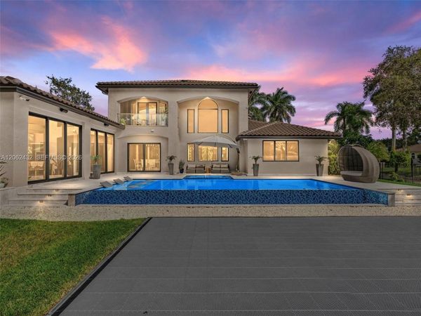 1021 NW 115th Ave , Plantation, FL 33323