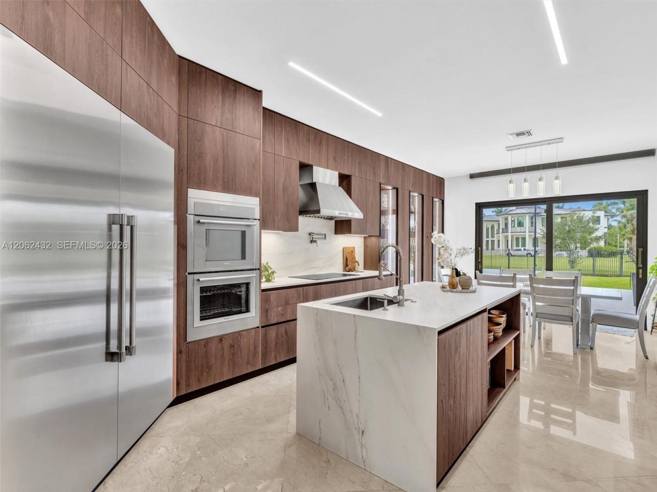 1021 NW 115th Ave , Plantation, FL 33323 Photo