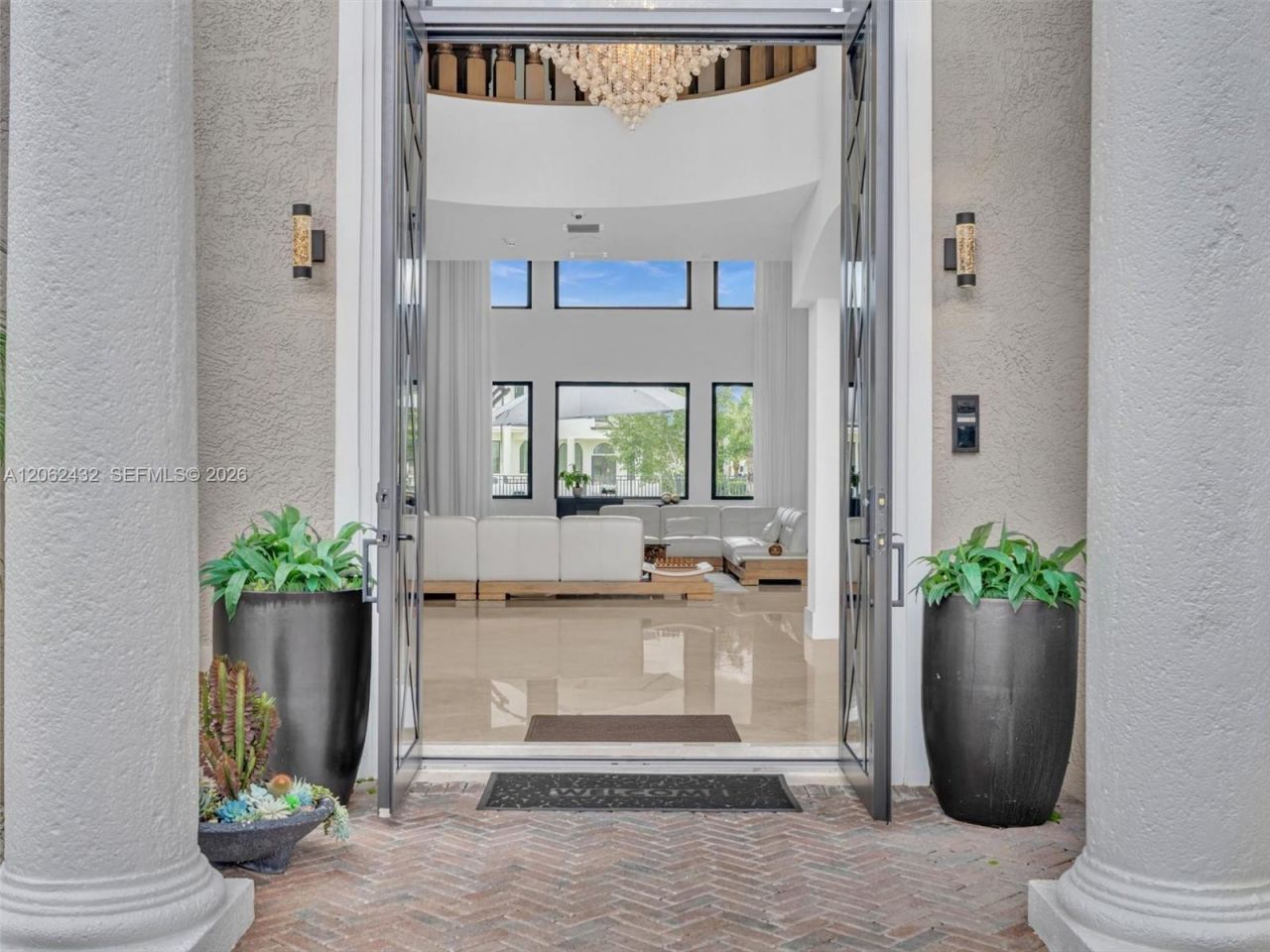 1021 NW 115th Ave , Plantation, FL 33323 Photo
